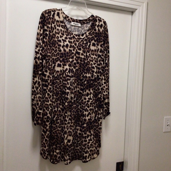 Haptics by Holly Harper Animal Print Top - Picture 1 of 6